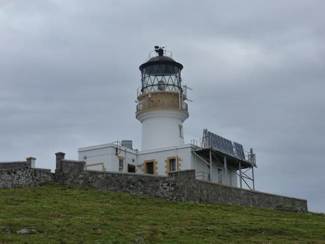 The Flannan Isles Lighthouse: The Night Three Men Vanished Behind a Locked Door, and the Truth About the 'Cursed Logbook'