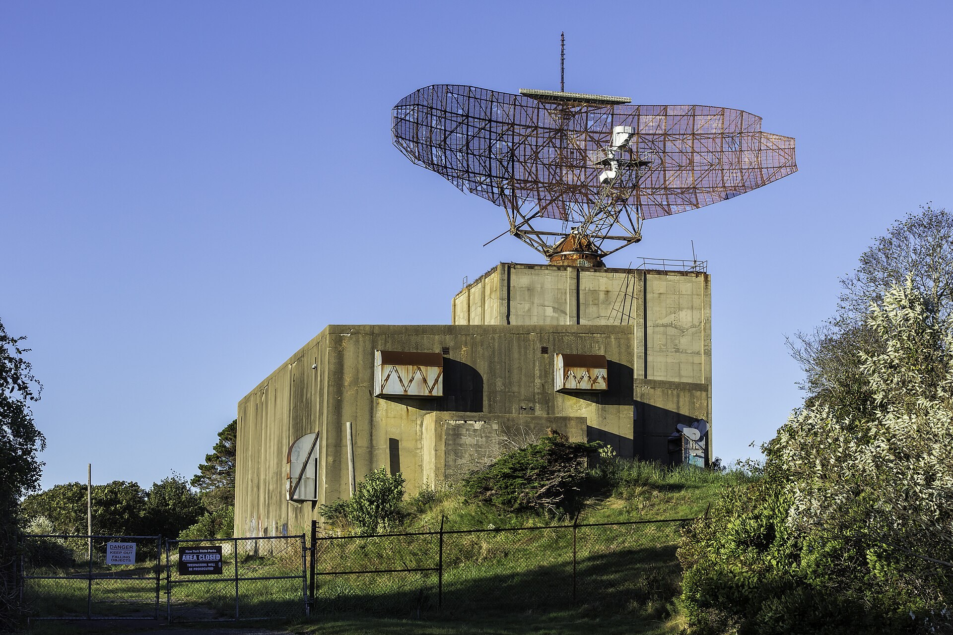 A full view of the abandoned Cold War-era AN/FPS-35 radar tower